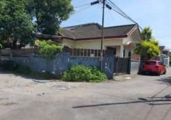 Jual Rumah Dalam Komplek Luas 270m Lokasi Depok Sleman Yogyakarta