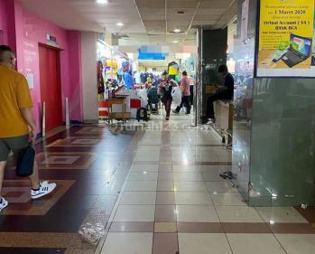 Kios Pasar Tanah Abang Blok B, Jakarta Pusat, Rp 3m Nego