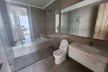 Apartement Mewah Menara Jakarta Semi Furnished Bagus