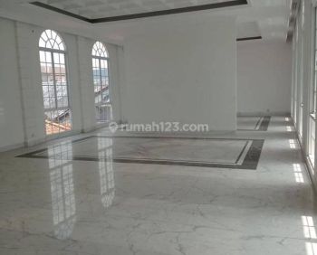 Ruang Usaha 3 Lantai, Lokasi Strategis di Mainroad Pasir Kaliki Bandung