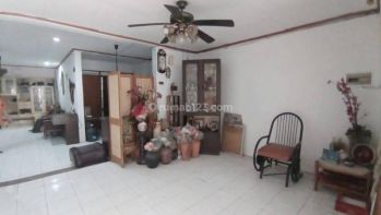 Dijual Rumah Semi Furnished Daerah Pulo Asem Jakarta