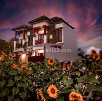 Rumah Semi Furnished Minimalis Dengan Konsep Villa