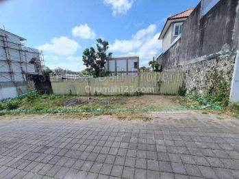 Tanah di Gita Kencana Jimbaran , Badung, Kawasan Villa Mewah