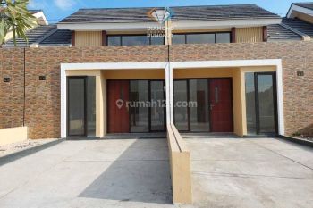 Rumah Minimalis Modern SHM di Cerme, Gresik