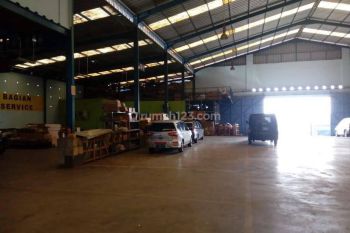 Jual Cepat Bengkel Mobil Aktif Luas 2400m2 di Karawang
