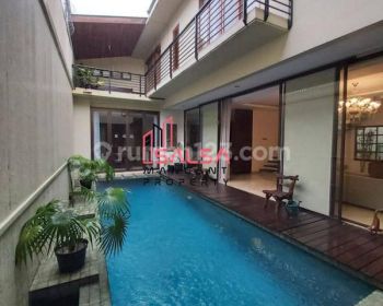 For Rent House Beautiful Dalam Komplek Townhouse Harga Murah Siap Huni Area
