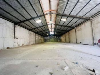 Gudang disewakan di Pergudangan pantai indah Dadap, Tangerang