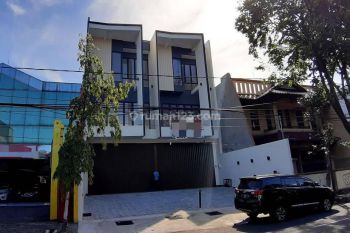 POSISI JALAN RAYA NGAGEL... COCOK UNTUK USAHA