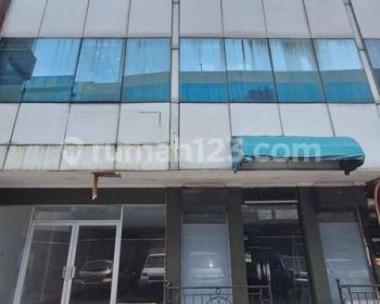 2 Ruko gandeng 4lt Raya Kb Jeruk Jakbar dekat Toll 140 m SHM