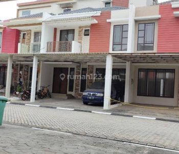 Sewakan rumah 2 lantai green lake city sederhana