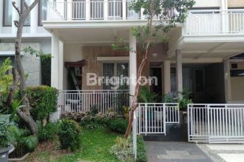 Rent Rumah: RUMAH DI BINTARO