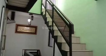 Ruang Usaha Kostel di Gatot Subroto, Bandung Bagus