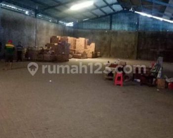 Dijual gudang kalianak