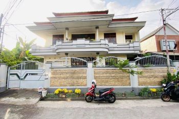 Rumah 2 Lantai Di Jl Pulau Adi Denpasar Barat Oc
