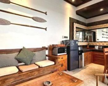 Villa full furnish di taman sari kerobokan, akses jalan 6 meter,