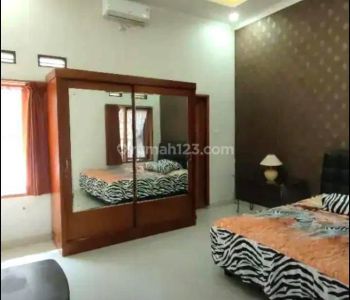 Rumah 2 Lantai di Antapani SHM Bagus