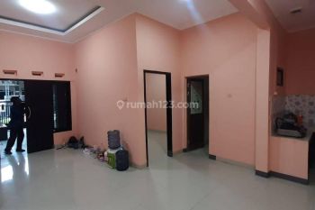 Rumah Dijual Siap Huni Sayap Taman Kopo Indah