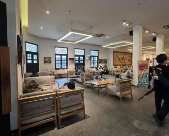 Ruang Usaha Bagus di Mainroad Riau Dekat Pusat Kota Bandung