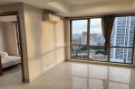 thumbnail-jual-dan-sewa-murah-apartemen-marigold-nava-park-2br-study-room-8