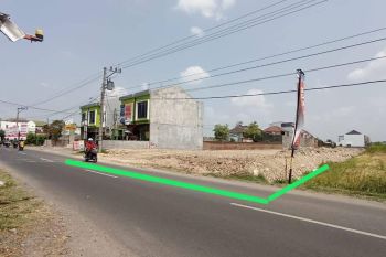 Tanah MURAH tepi mangesti raya di Gentan Solo