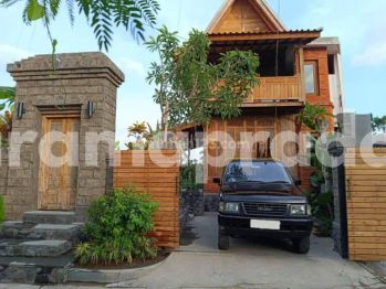 Dijual Villa Wooden Style Full Furnished 2 Lantai 3 Kamar Batur Sari Sanur Kauh
