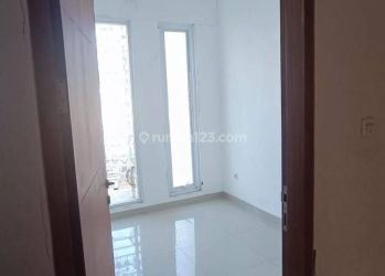 Rumah Disewa 2 Lantai Siap Huni di Mekar Wangi