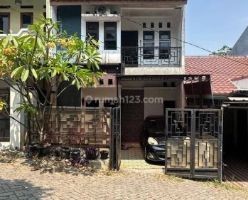 Rumah 2 Lantai Siap Huni Hadap Timur Beji Depok