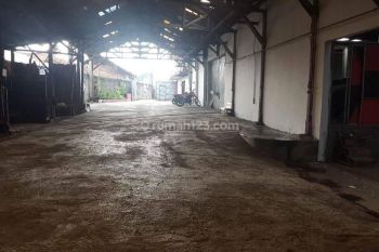 Jual Gudang ada Kantor di Main Road Padalarang