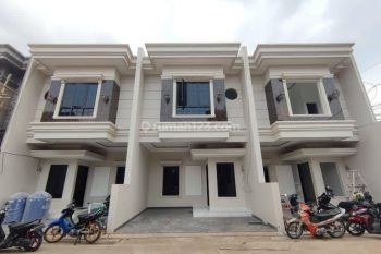 Ruamh Siap Huni Akses 2 Mobil Dekat Pintu Tol Kukusan Beji Depok