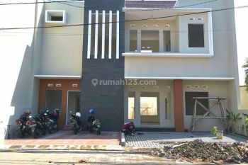 Rumah Mewah Cluster Makamhaji Kartosuro Sukoharjo