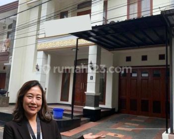 Rumah Dijual Classic Modern Dalam Cluster Pondok Bambu Jakarta Timur