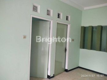 Rent Rumah: Ruangan luas