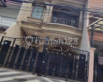 Rumah sewa siap huni di jakarta barat