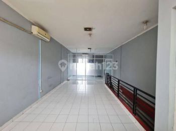 Ruko 2 Lantai Siap Pakai Langsung Usaha di Taman Royal Tangerang