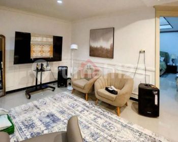 Dijual Rumah Bagus Siap Huni 2 Lantai di Bintaro Tang-Sel