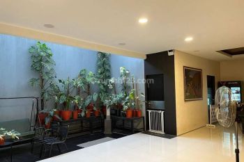 Ruang Usaha Lokasi Strategis Dekat Gedung Sate di Sayap Riau