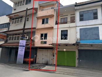 Ruko Strategis 4 Lantai Di Jalan Sulawesi