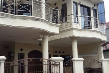 Rumah Siap Huni & Strategis 15 Menit ke Mall Bintaro Jaya Xchange di Bukit Nusa