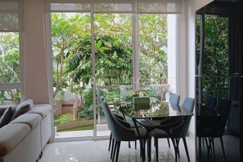 Dijual Rainbow Springs Condovillas 2 BR Semi Furnish Bagus Sekali