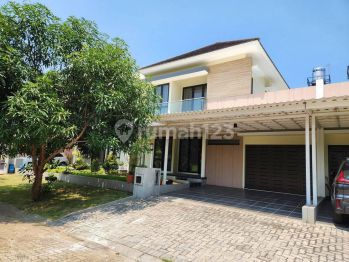 Rumah Mewah Graha Padma Semarang Barat, Dekat Bandara