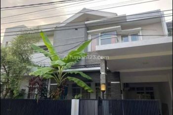 Rumah rapi & siap huni di sektor 9 bintaro