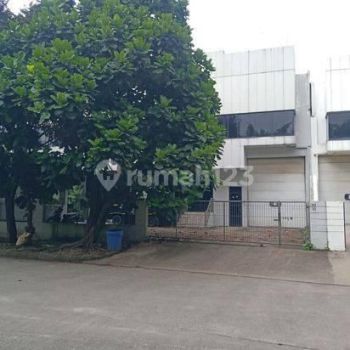 GUDANG TAMAN TEKNO BSD LUAS 1500 METER BAGUS