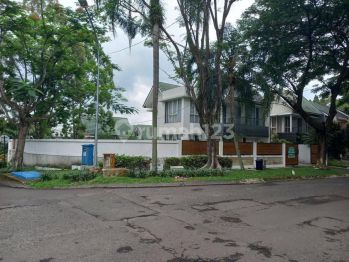 Rumah posisi hook siap huni di bukit golf hijau sentul city