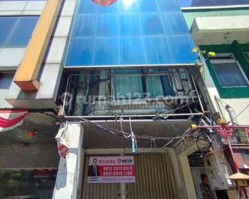 Ruko Nol Jalan di Jalan Kembang Jepun Surabaya Strategis