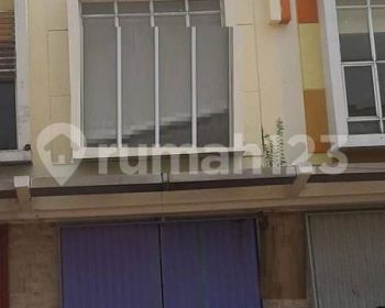 Ruko Strategis di Metland Transyogie, Siap Pakai