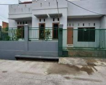 Disewakan Rumah Rapih Bagus 2 Lantai di Taman Wisata Pup