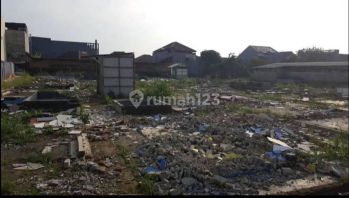 Tanah Dijual di Bekas Pasar Cihanjuang Bandung SHM 2400 m²