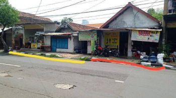 Jalan Menanggal V,  Gayungan Surabaya, Akses Masuk Masjid Agung, Al Akbar