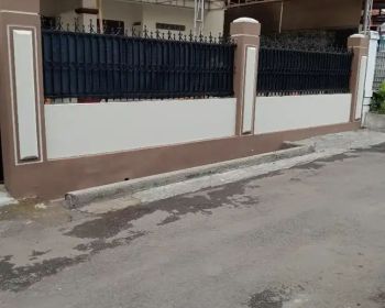 Dijual rumah 2 lantai siap huni