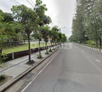 Area Komersial Raya Hr. Muhammad, Sangat Strategis